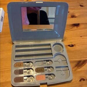 Mary Kay Signature Palette with 5 New eyeshadows